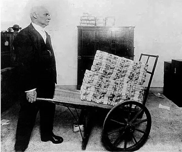 Germany-1923-Hyperinflation_660x550