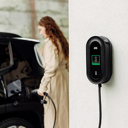 Power_charging_lady_height_2948_1000x1000