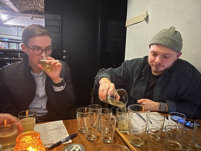 C.lupus och Caspian i full fart...