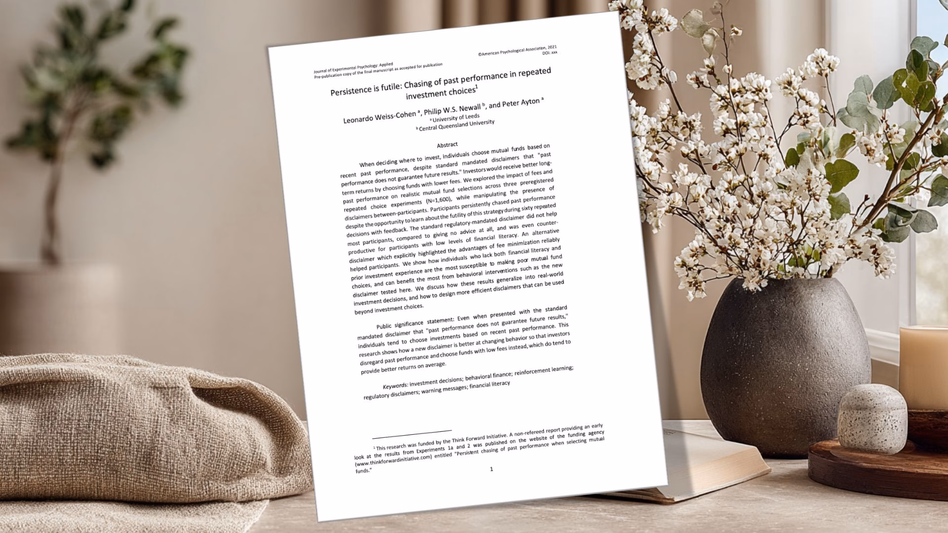 Persistence is futile: Chasing of past performance in repeated investment choices